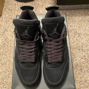 Jordan 4 black cats size 8
